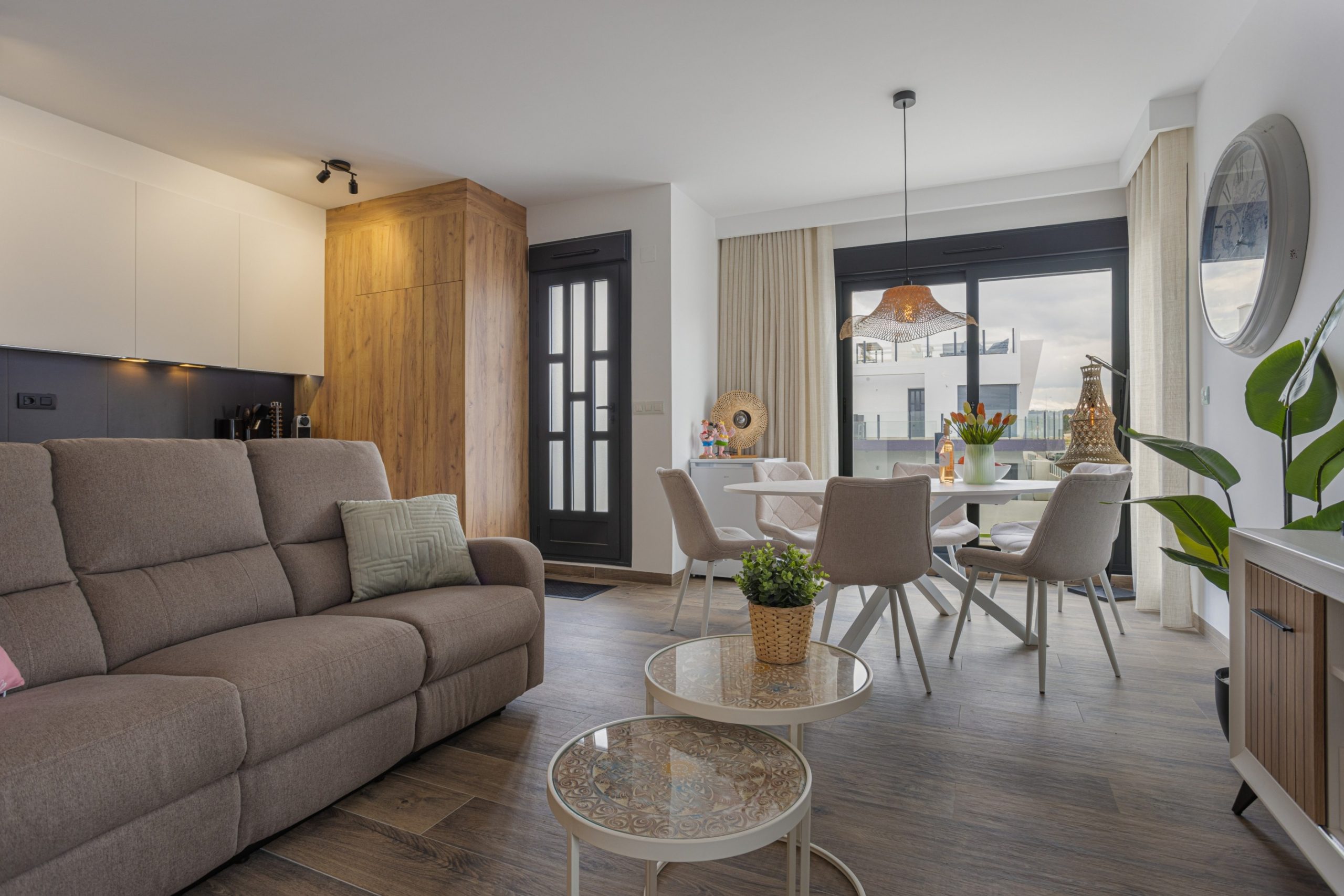 Luxury Flats in Goregaon: How to Live Like a King in Mumbai’s Most Sought-After Area